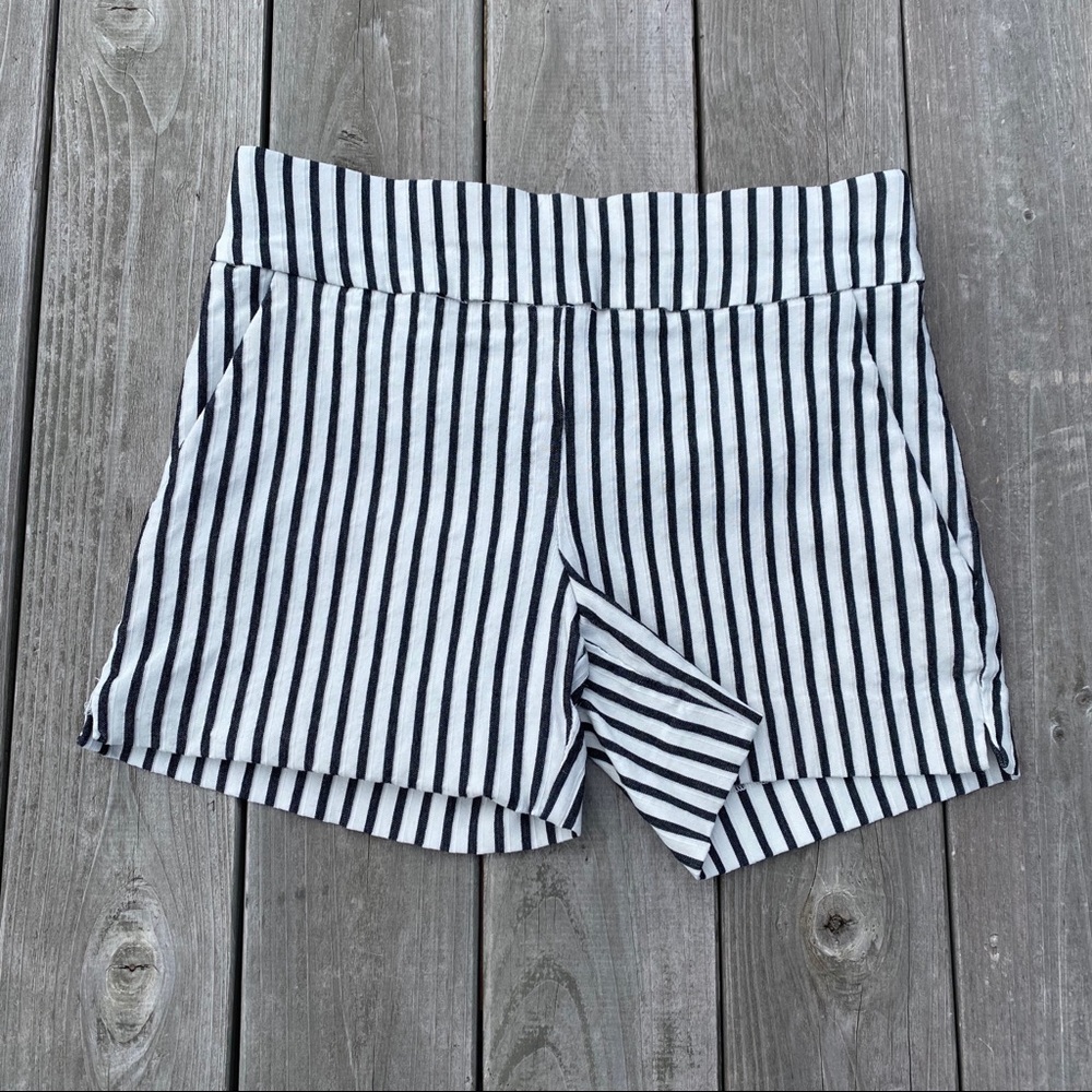 ⭐️3/$12⭐️ Striped Shorts